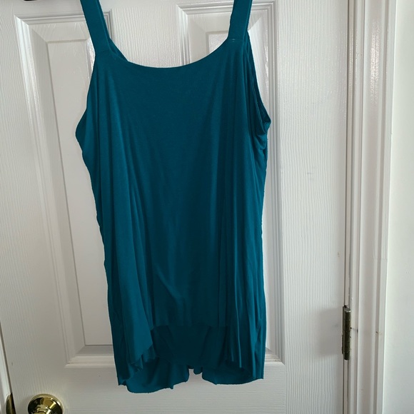 NWOT Ruched Front Double Layer Tank - Picture 6 of 7